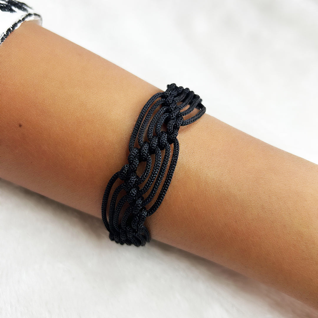 Black Waves Knotted Thread Bracelet